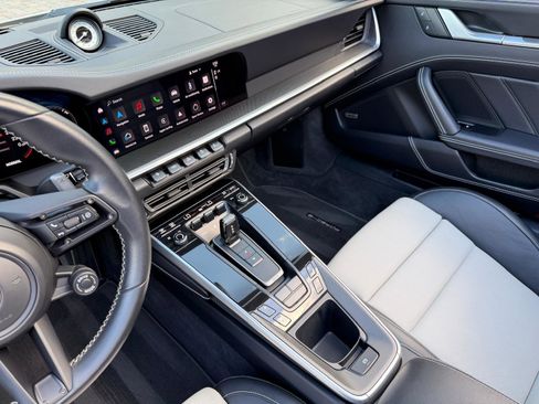 Used 2022 Porsche 911 Turbo S image 43