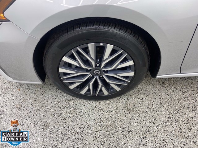 Used 2025 Nissan Altima 2.5 SV FWD image 10