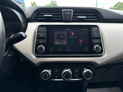 Used 2021 Nissan Versa SV image 15