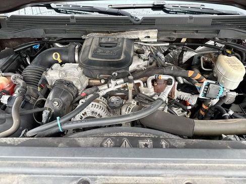 Used 2016 GMC Sierra 2500 SLT w/ Duramax Plus Package AWD/4WD image 26