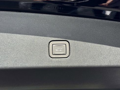 New 2026 Cadillac Optiq Luxury 2 image 12