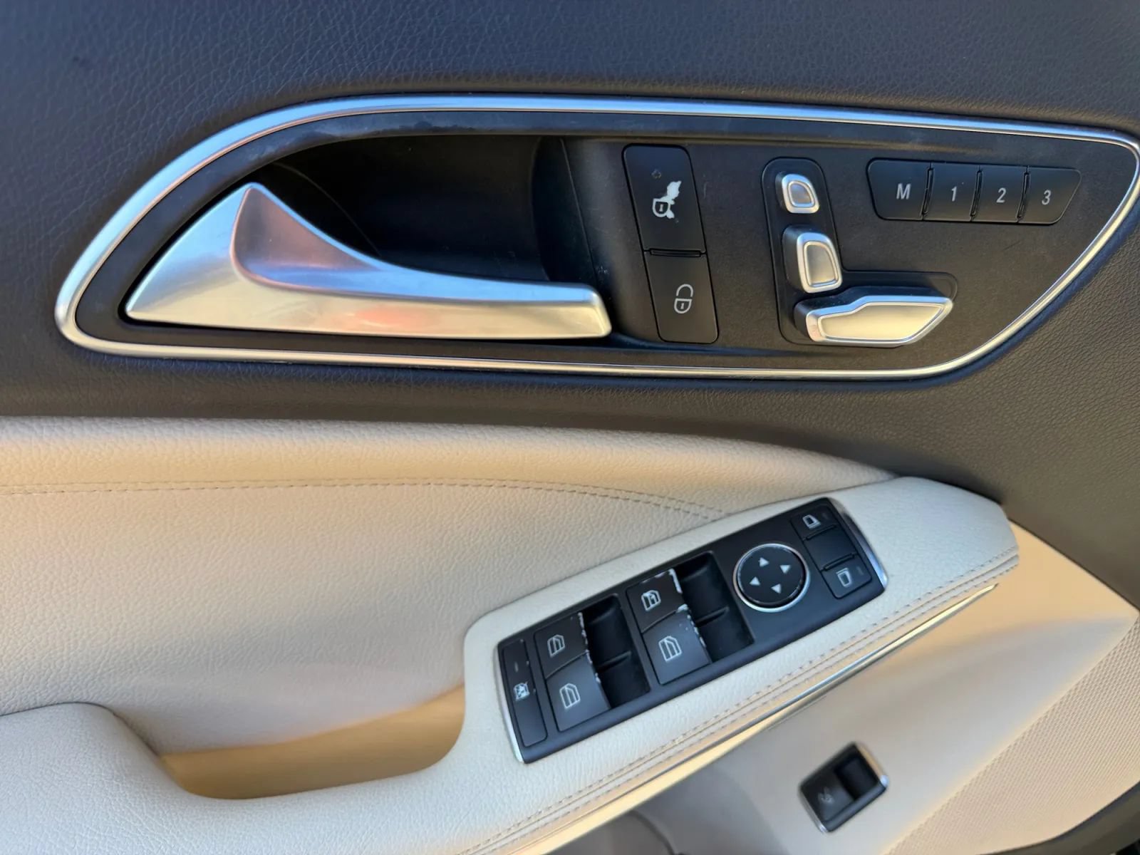 Used 2018 Mercedes-Benz CLA 250 4MATIC image 14