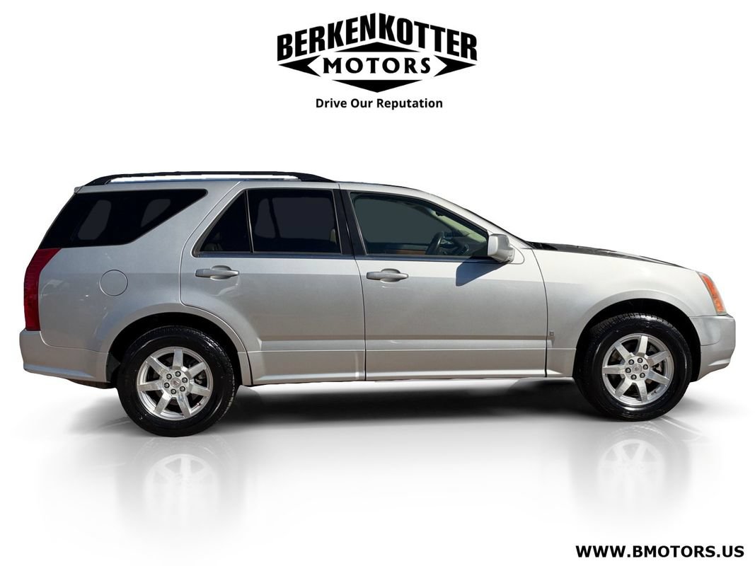 Used 2008 Cadillac SRX RWD image 2