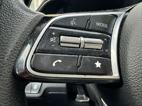 Used 2023 Kia Forte LXS FWD image 17