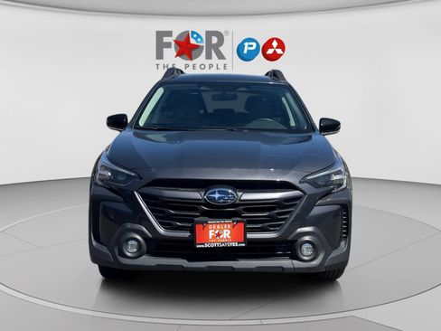 Used 2023 Subaru Outback Premium AWD/4WD image 8