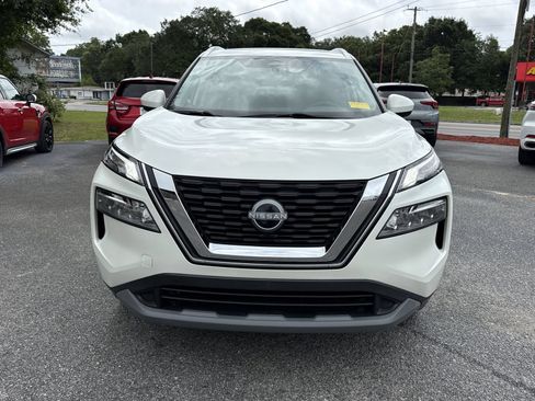 Used 2023 Nissan Rogue SV w/ SV Premium B Package FWD image 8