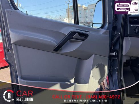 Used 2018 Mercedes-Benz Sprinter 2500 image 22
