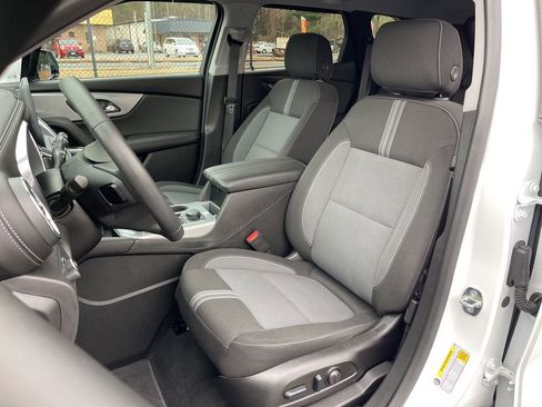 Used 2023 Chevrolet Blazer LT image 18