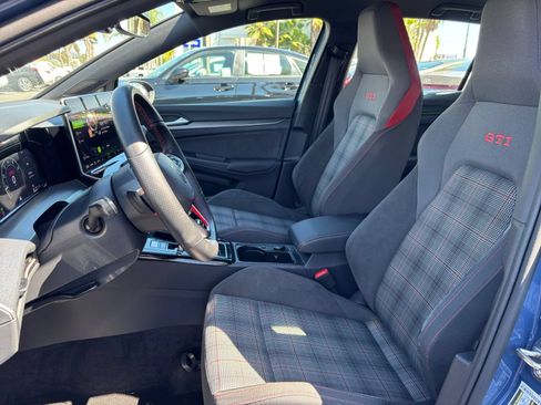 Used 2026 Volkswagen Golf S FWD image 28