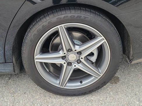 Used 2017 Mercedes-Benz E 300 image 6