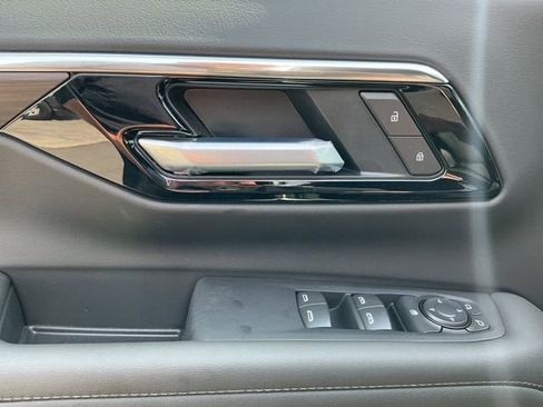 New 2026 Chevrolet Tahoe LS image 14