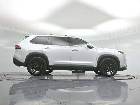 Used 2024 Toyota Grand Highlander AWD Hybrid image 48