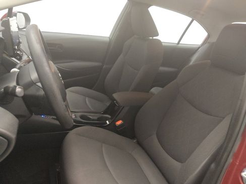 Used 2022 Toyota Corolla LE image 17