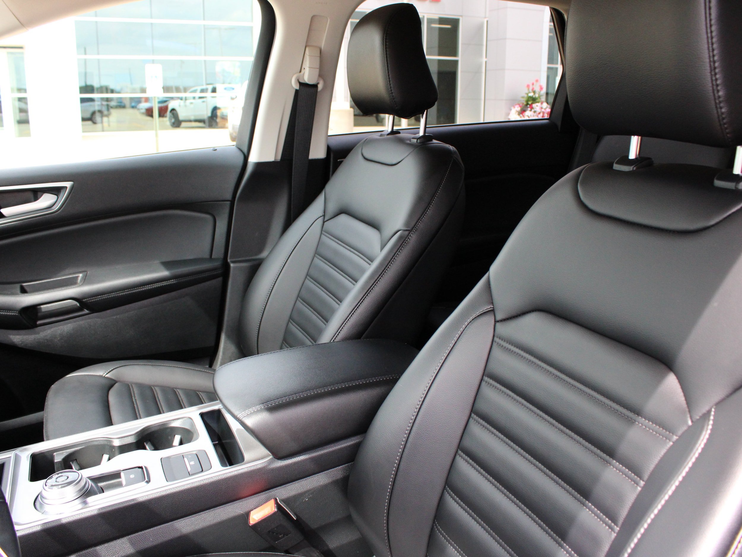 Used 2024 Ford Edge SEL w/ Convenience Package AWD/4WD image 35