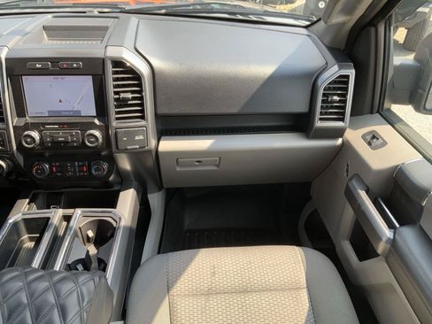 Used 2019 Ford F150 XLT w/ Equipment Group 302A Luxury AWD/4WD image 58