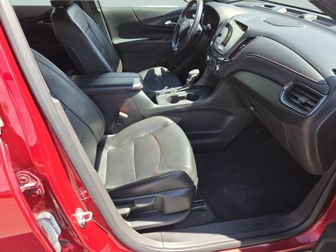 Used 2022 Chevrolet Equinox RS w/ RS Leather Package AWD/4WD image 34