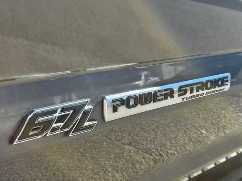 Used 2022 Ford F350 Lariat w/ Black Appearance Package image 29