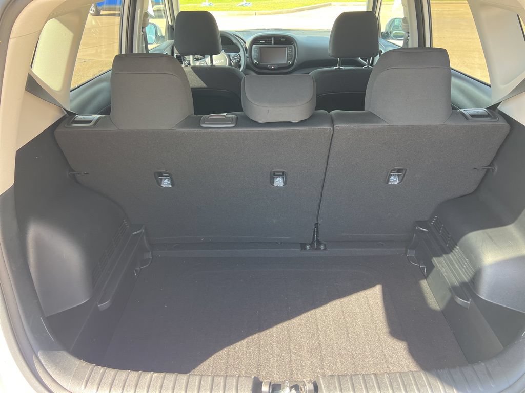 Used 2025 Kia Soul S FWD image 19