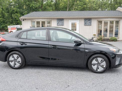 Used 2020 Hyundai Ioniq Blue FWD image 10