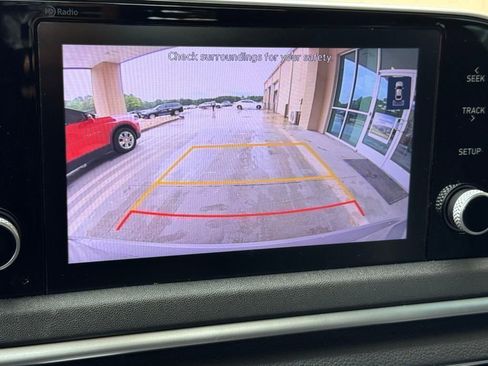 Certified 2023 Hyundai Sonata SE w/ Cargo Package FWD image 5