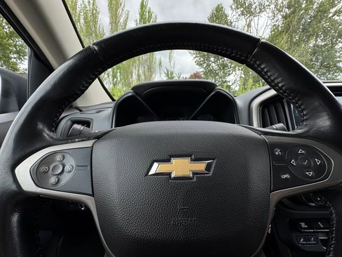 Used 2018 Chevrolet Colorado Z71 AWD/4WD image 28