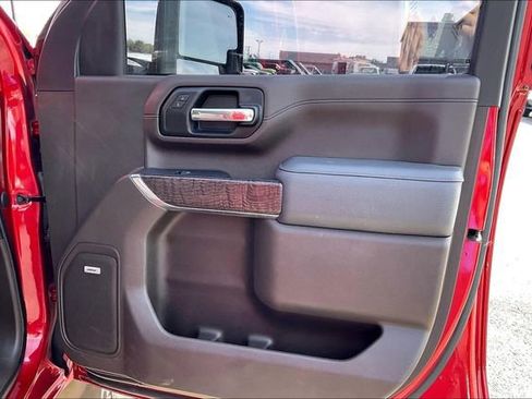 Used 2023 GMC Sierra 2500 Denali w/ Denali Ultimate Package AWD/4WD image 18