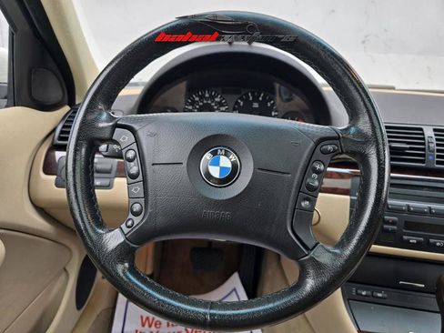 Used 2004 BMW 325i 325i image 19