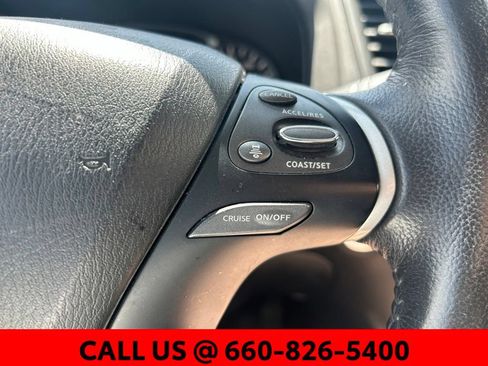 Used 2020 Nissan Pathfinder SV AWD/4WD image 12