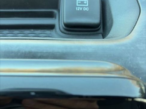 Used 2024 RAM 2500 Big Horn w/ Sport Appearance Package image 28