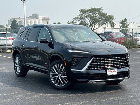 New 2026 Buick Enclave Avenir w/ Super Cruise Package image 2