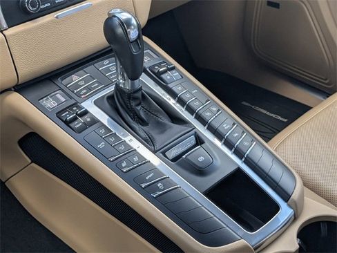 Used 2017 Porsche Macan S image 27