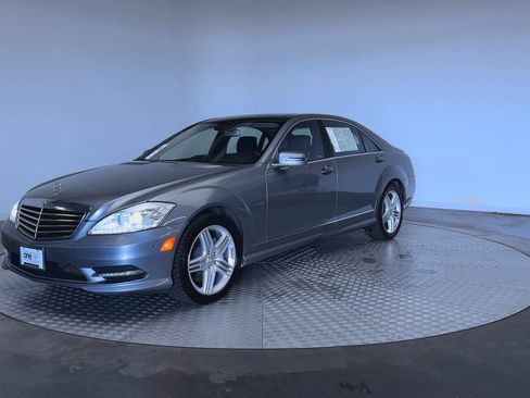 Used 2012 Mercedes-Benz S 550 4MATIC image 4
