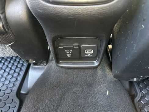 Used 2020 Jeep Compass Trailhawk image 22