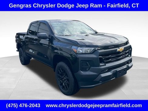 Used 2025 Chevrolet Colorado W/T w/ WT Custom Package AWD/4WD image 1