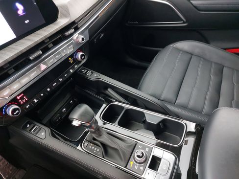 Used 2024 Kia Telluride SX Prestige image 29