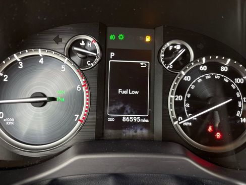 Used 2021 Lexus GX 460 Premium w/ Premium Plus Package AWD/4WD image 10