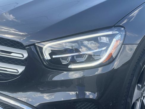 Certified 2022 Mercedes-Benz GLC 300 image 9