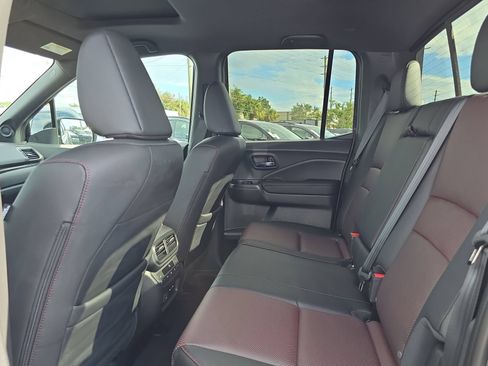 New 2026 Honda Ridgeline Black Edition image 14