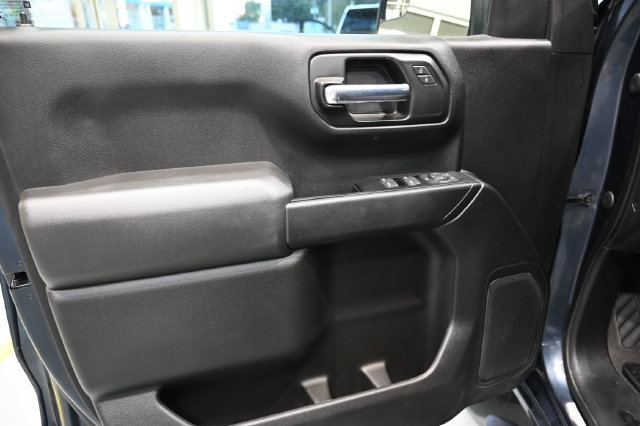 Used 2022 Chevrolet Silverado 1500 Custom Trail Boss w/ Safety Confidence Package AWD/4WD image 24