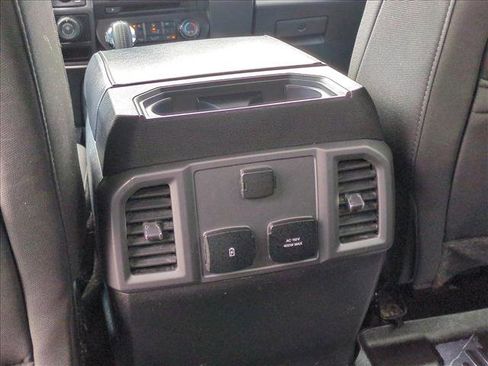 Used 2018 Ford F150 XLT w/ Equipment Group 302A Luxury image 16