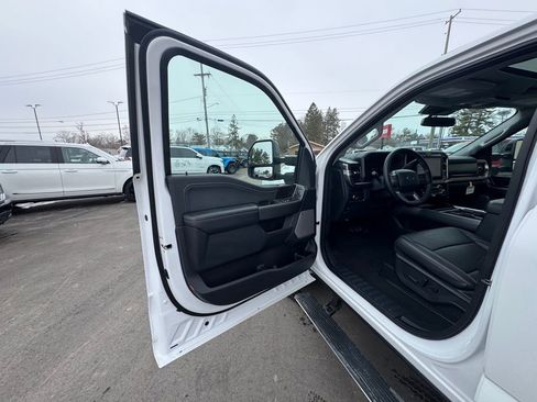 Used 2025 Ford F350 Lariat w/ Lariat Ultimate Package image 19