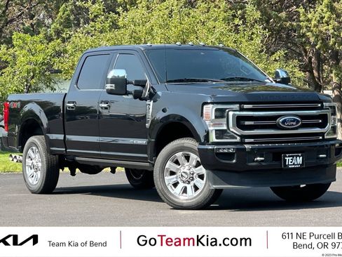 Used 2022 Ford F250 Platinum AWD/4WD image 1
