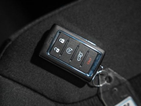 New 2025 Jeep Grand Cherokee Laredo X w/ Luxury Tech Group I image 41