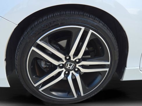 Used 2016 Honda Accord Sport image 42