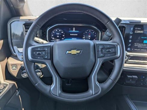Used 2024 Chevrolet Silverado 2500 LTZ w/ LTZ Plus Package AWD/4WD image 15