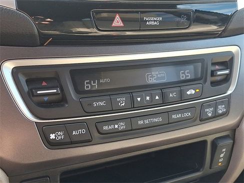 Used 2018 Honda Pilot EX-L image 17