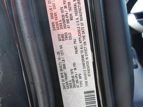 New 2025 Jeep Grand Cherokee Limited image 8