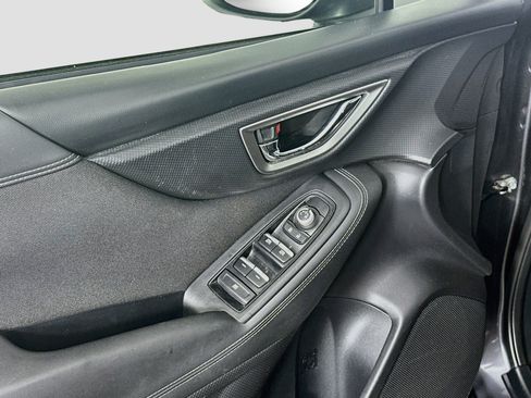 Used 2019 Subaru Forester Premium AWD/4WD image 15