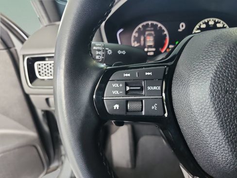 Used 2025 Honda Civic Sport image 13