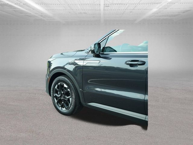 Used 2025 Kia Sorento S w/ Panoramic Sunroof Package FWD image 42
